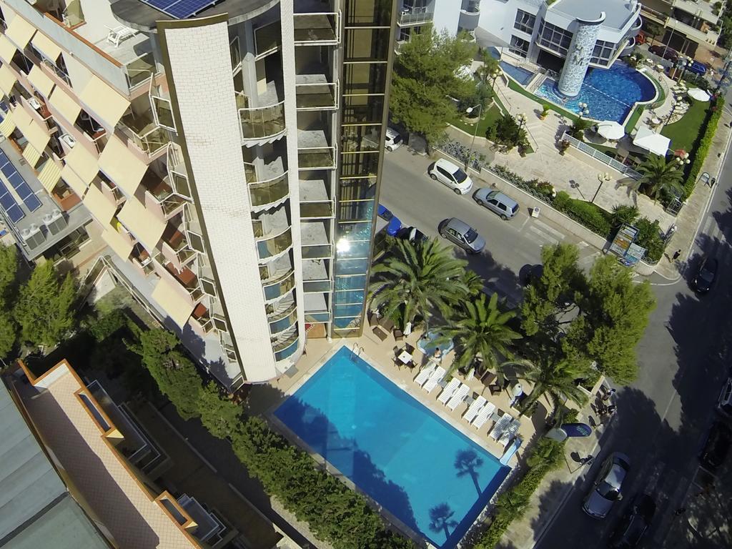 Hotel Doge Alba Adriatica Εξωτερικό φωτογραφία