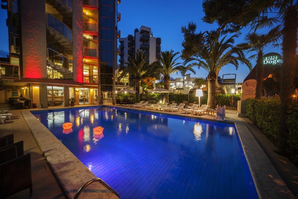 Hotel Doge Alba Adriatica Εξωτερικό φωτογραφία