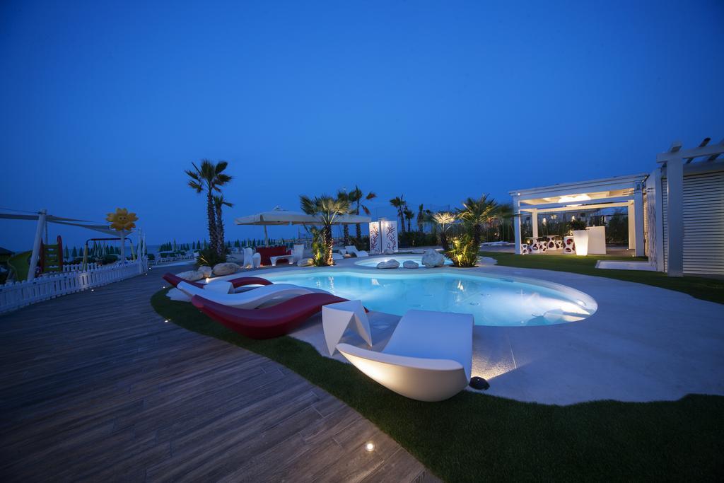Hotel Doge Alba Adriatica Εξωτερικό φωτογραφία